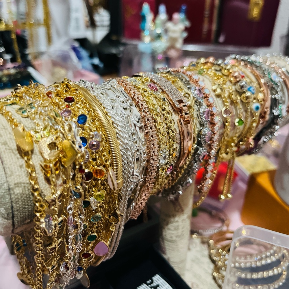 Bracelets & Anklets - Unlisted Items
